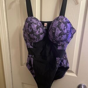 NWOT Unique Vintage Swimsuit Never Worn